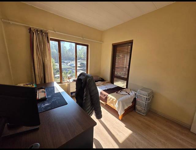 2 BEDROOM APARTMENT FOR SALE IN SUNNINGHILL